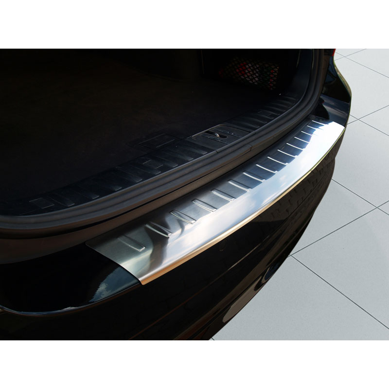 Protection de seuil arrière inox sur mesure pour BMW Série 3 E91 2008-2012 'Ribs'
