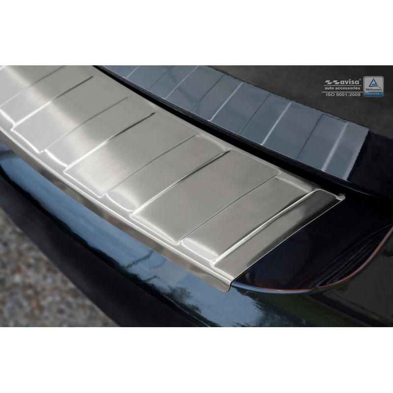 Protection de seuil arrière inox sur mesure pour Opel Astra K Sportstourer 2015-2022 'Ribs'