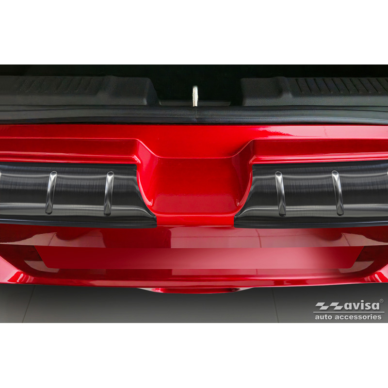 Protection de seuil arrière inox noir sur mesure pour Suzuki Swift VI 2024- 'Ribs'