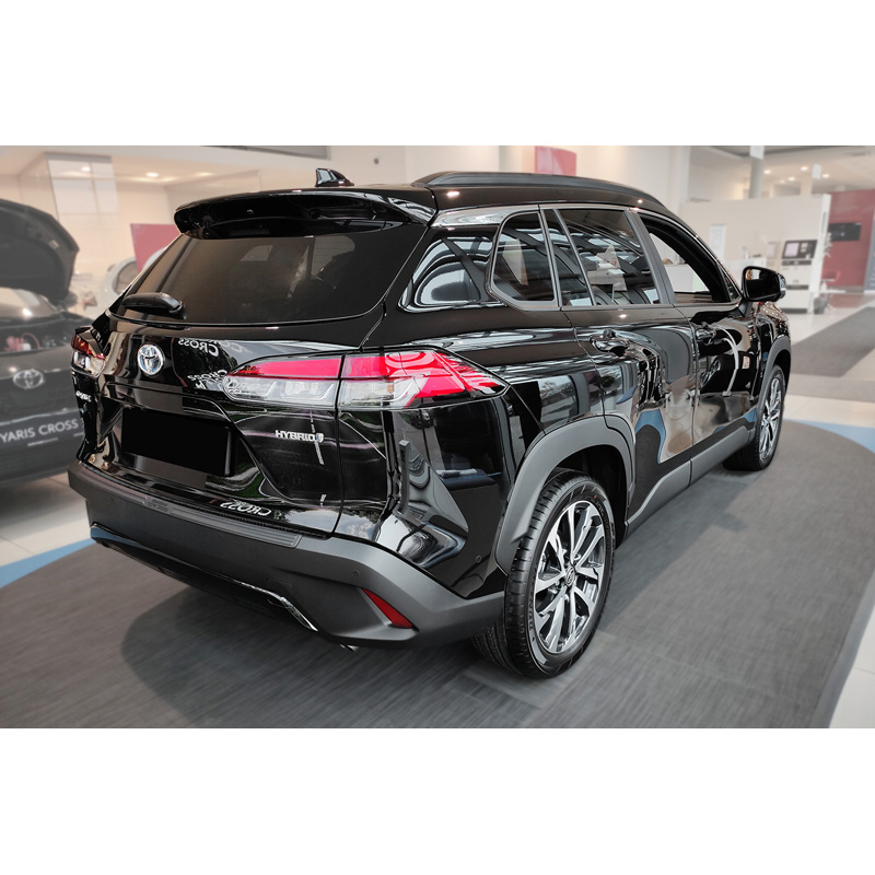 Protection de seuil arrière en aluminium noir mat sur mesure pour Toyota Corolla Cross 2022- 'Riffled Plate'