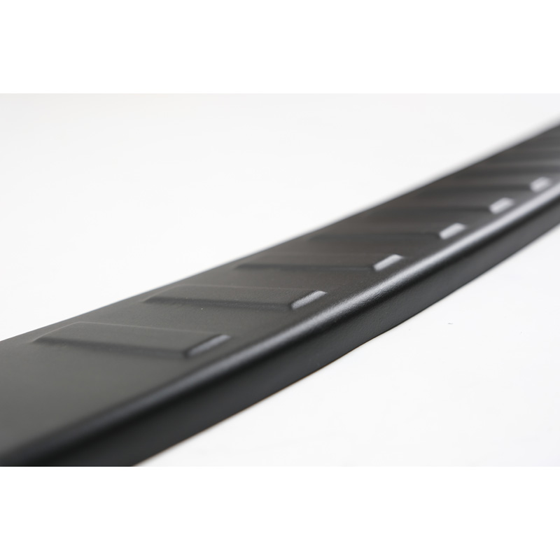Protection de seuil arrière sur mesure pour Volkswagen Crafter MK2 2016- & MAN TGE MK1 PreFacelift 2016- - Noir mat