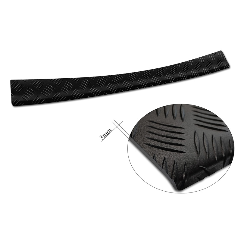 Protection de seuil arrière en aluminium noir mat sur mesure pour Dacia Duster II 2018-2021 & FL 2021-2024 'Riffled Plate'
