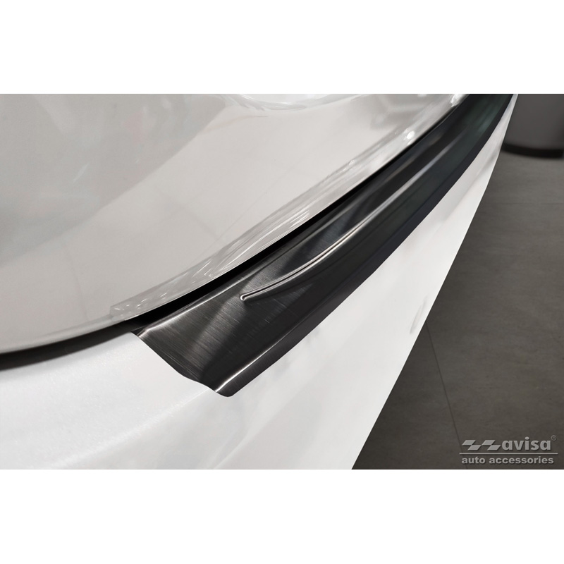 Protection de seuil arrière inox noir sur mesure pour Toyota Corolla XII Sedan 2019-