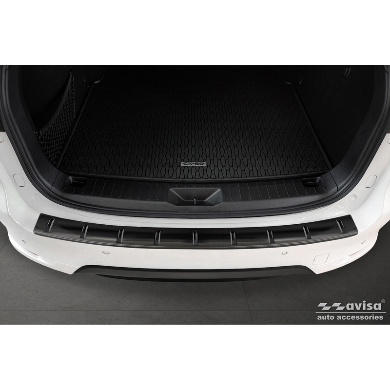 Protection de seuil arrière inox noir sur mesure pour Mazda CX-60 (KH) 2022- 'STRONG EDITION'