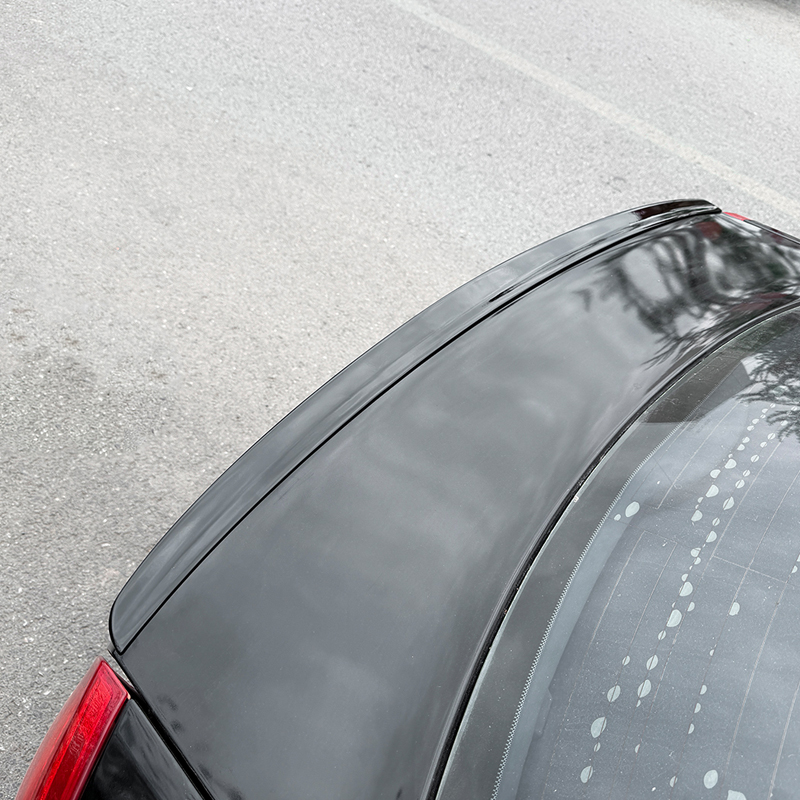 Spoiler arrière sur mesure pour Skoda Octavia II (1Z) Sedan 2004-2013 (ABS Noir Luisant)