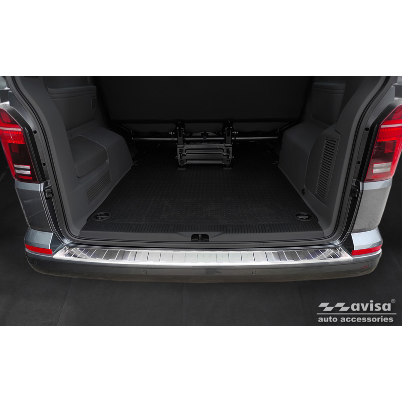 Protection de seuil arrière inox sur mesure pour Volkswagen Caravelle T6 2015- & FL 2019- (hayon arrière) 'Ribs'