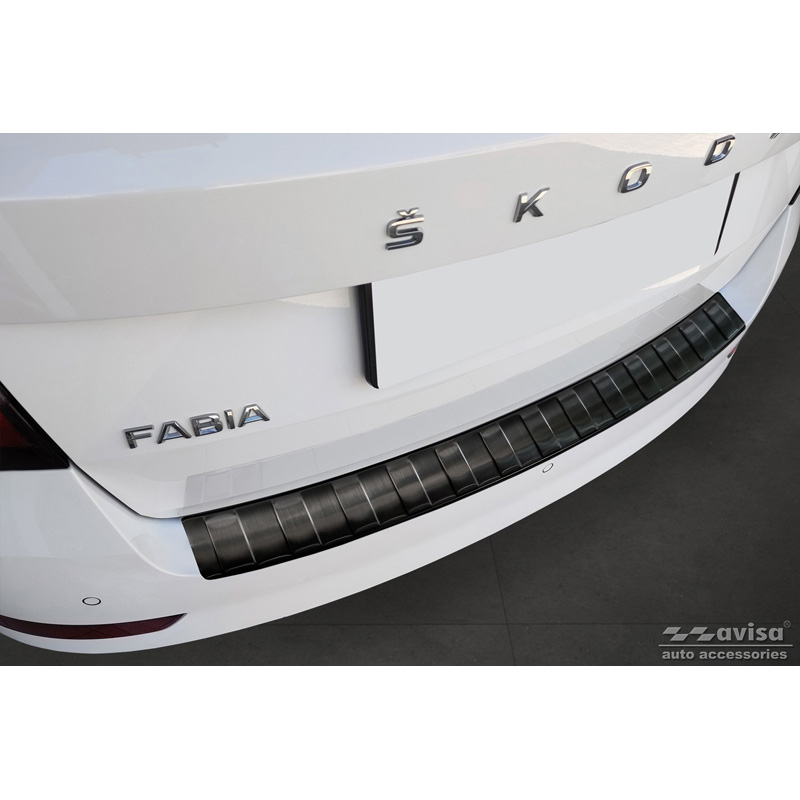 Protection de seuil arrière inox noir sur mesure pour Skoda Fabia III Combi FL 2018- 'Ribs'