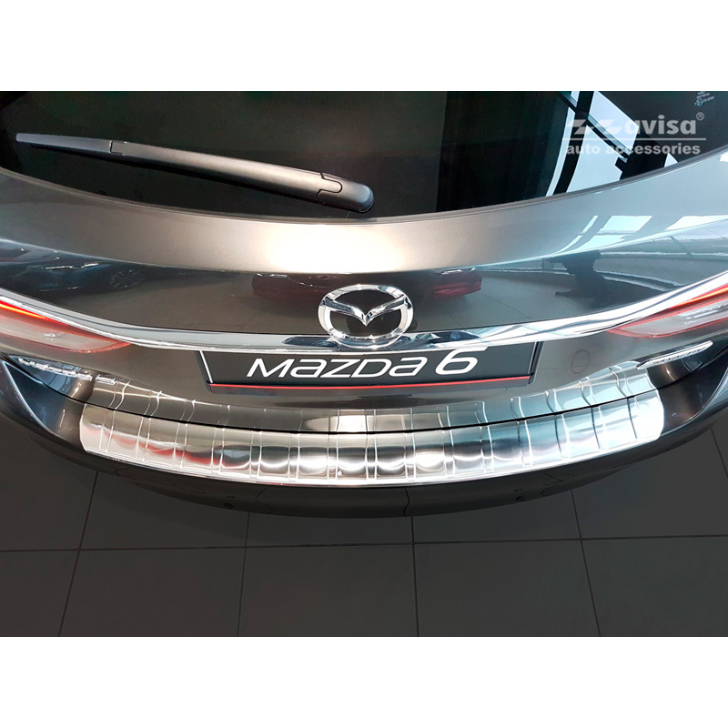 Protection de seuil arrière inox sur mesure pour Mazda 6 III GJ combi 2012- 'Ribs' (Version lonque)