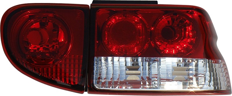 Feux arriere Ford Escort MK6/7 95- rouges/chrome