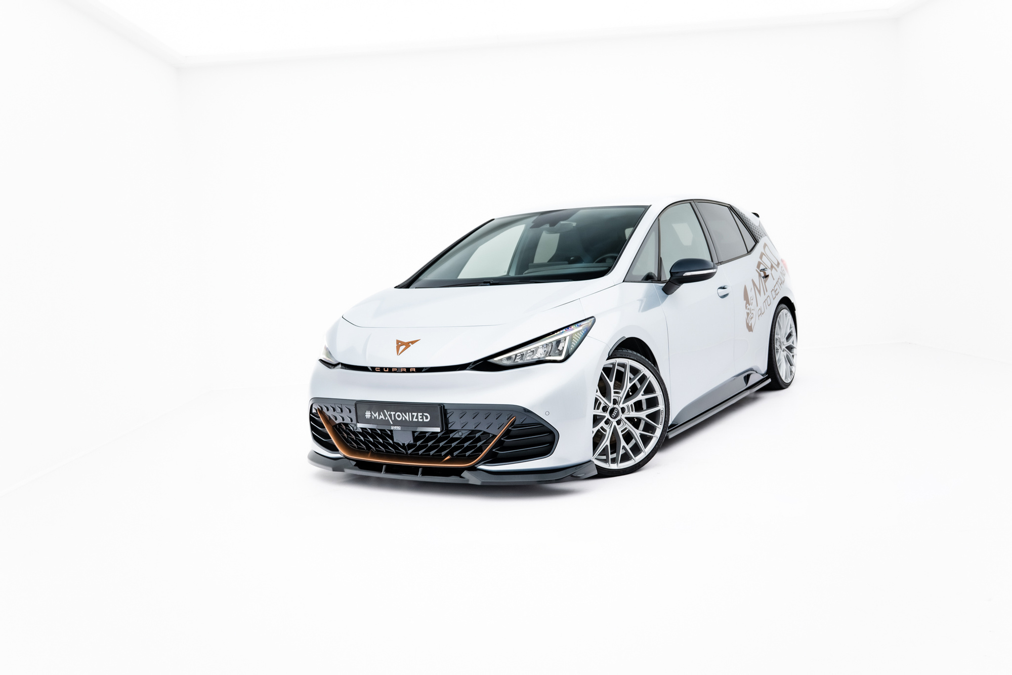 Voorspoiler Cupra Born Mk1 2021 – Maxton Design  V.1