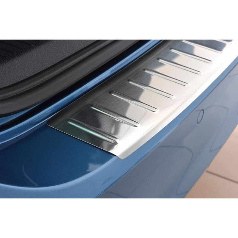 Protection de seuil arrière inox sur mesure pour Volkswagen Golf VII Variant 2012-2017 'Ribs'