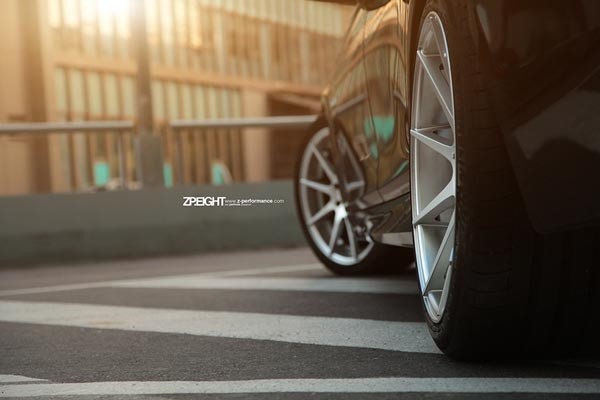 Z-Performance Eight Hyper Silver 10x20 5x120 ET35 Velgen