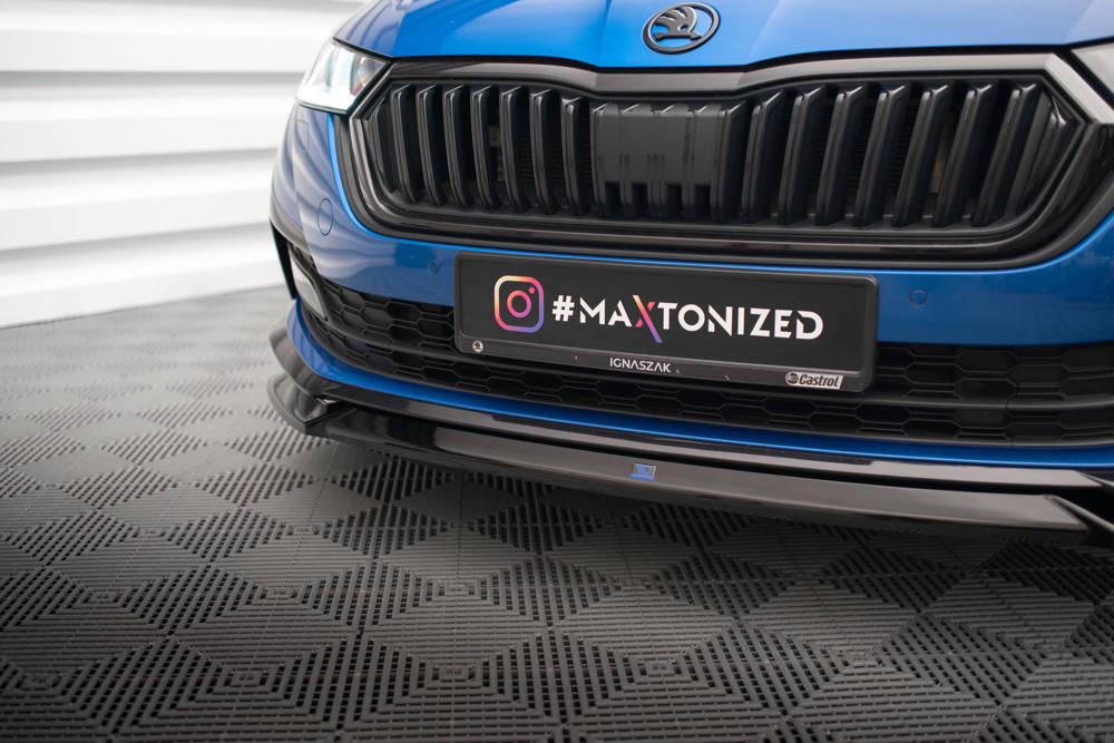 Voorspoiler V.2 Skoda Octavia Sportline Maxton Glans Zwart