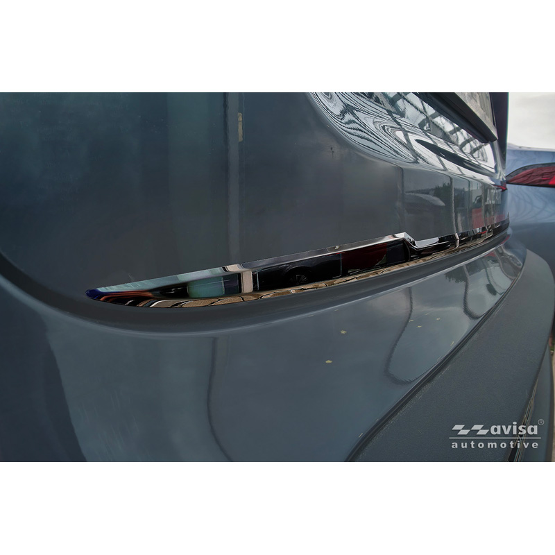 Avisa Moulure de hayon en Inox Noir Chrome sur mesure pour Toyota Yaris Cross (MXP) 2020-