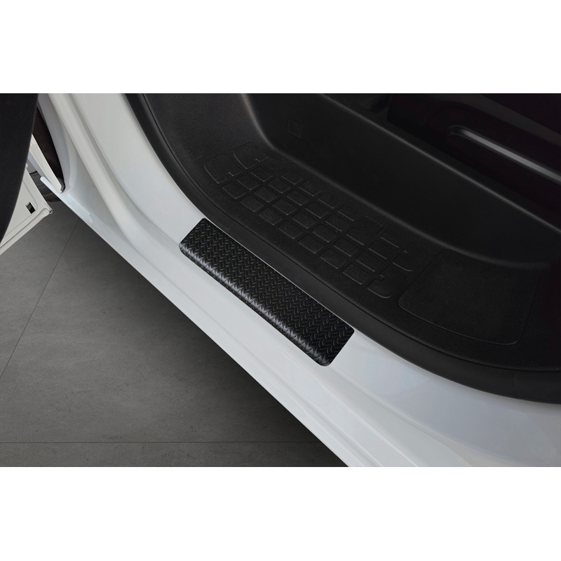 Seuils de portes aluminium inférieures 'Riffled Plate' sur mesure pour Toyota Proace Verso II, Citroen Spacetourer 2016- / Peugeot Expert 4d 2016-2021 & FL 2021- / Peugeot Traveller 2016-, Citroën Jumpy 4d 2016- / Opel Vivaro III, Opel Zafira Life 2019