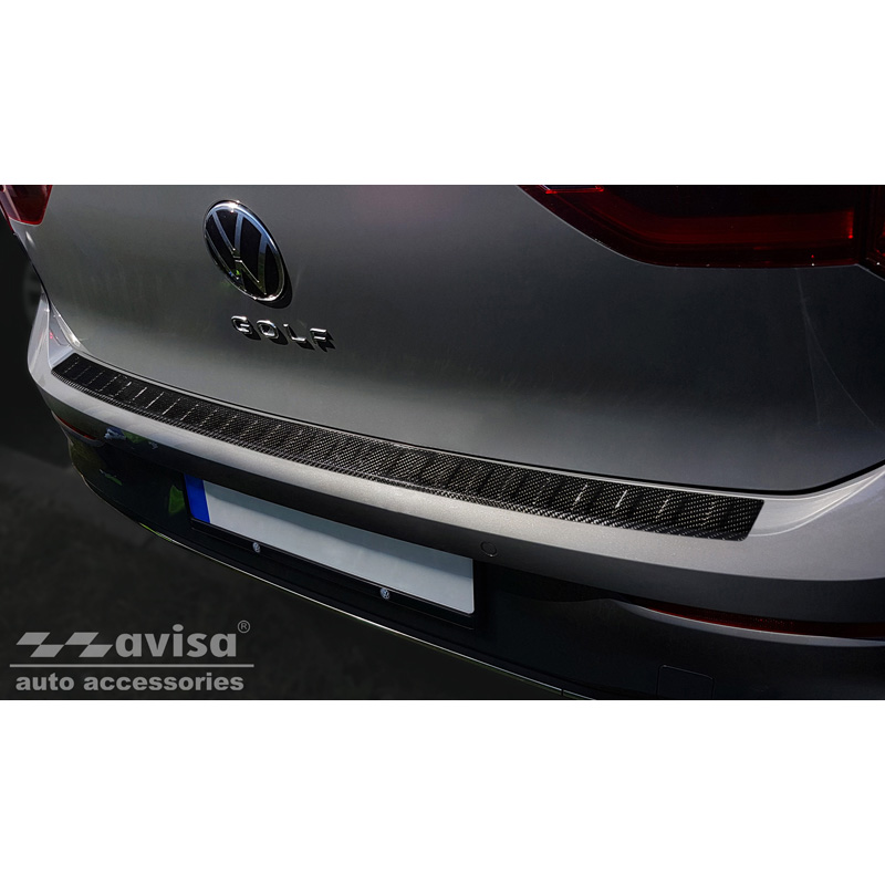 Protection de seuil arrière carboné 3D sur mesure pour Volkswagen Golf VIII HB 5-portes 2020-2024 & FL 2024- 'Ribs'