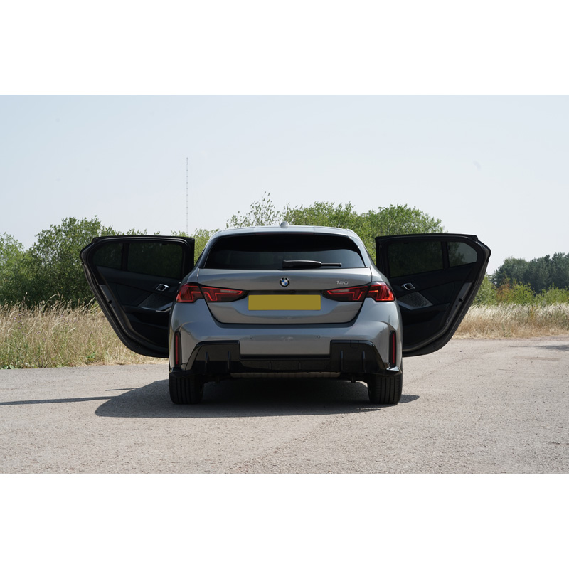 Set de Car Shades (portes arrières) sur mesure pour BMW Série 1 F70 5-portes 2024- (4-pièces)