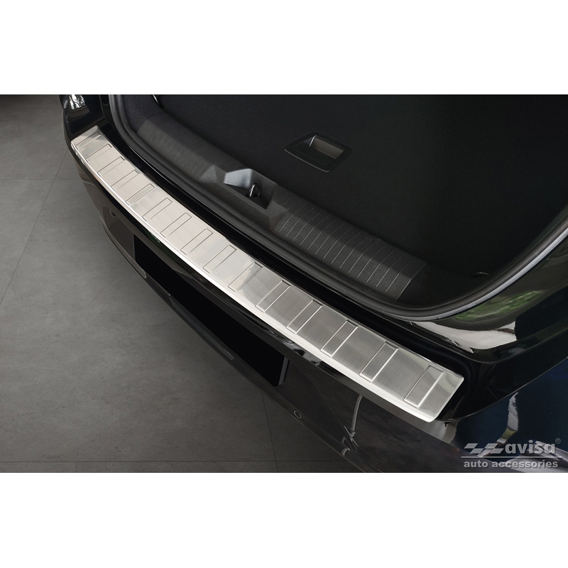 Protection de seuil arrière inox sur mesure pour Opel Astra L HB 5-portes 2021- 'Ribs'
