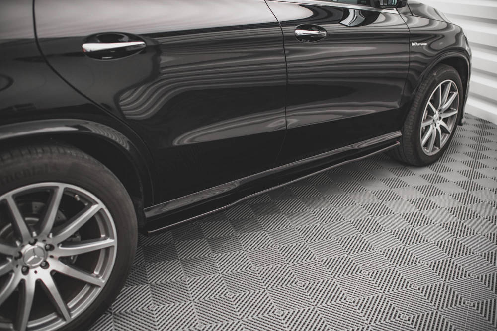 Zijskirts Mercedes GLE 63 AMG Maxton Design glans zwart