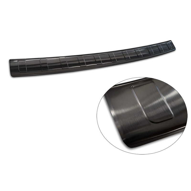 Protection de seuil arrière inox noir sur mesure pour Jeep Avenger + EV 2023- 'Ribs'