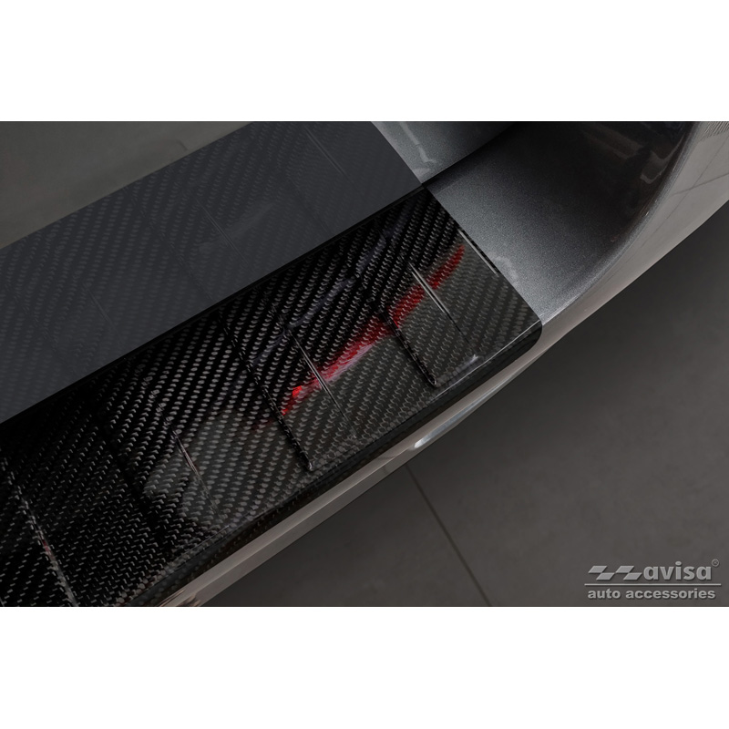 Protection de seuil arrière carboné 3D sur mesure pour Mercedes Vito / Classe-V 2014-2019 & Facelift 2019- 'Ribs'