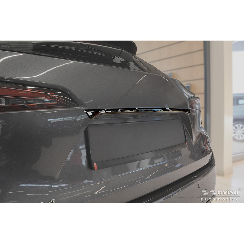 Avisa Moulure de hayon en Inox Noir Chrome sur mesure pour Toyota Corolla Touring Sports (E21) 2019-