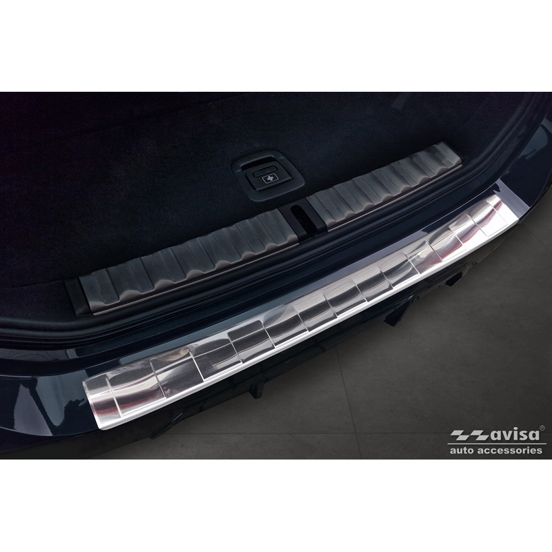 Protection de seuil arrière inox sur mesure pour BMW Série 3 Touring (G21) Facelift 2022- avec Pacquet-M 'Ribs'