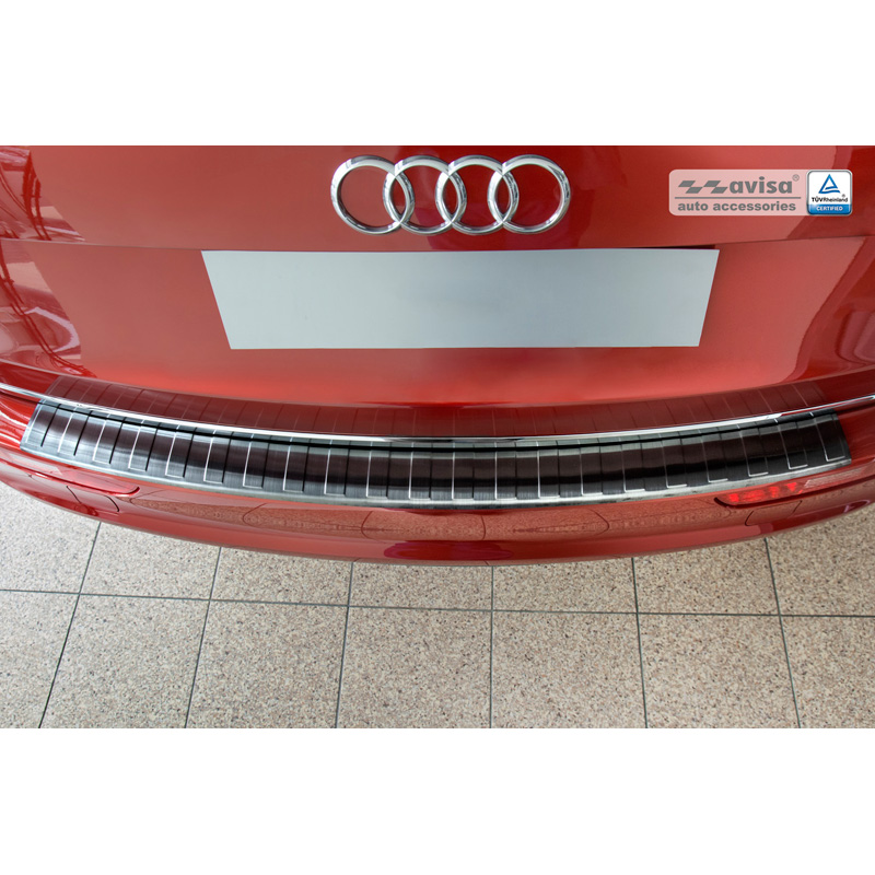 Protection de seuil arrière inox noir sur mesure pour Audi Q5 2008-2012 & 2012- 'Ribs'