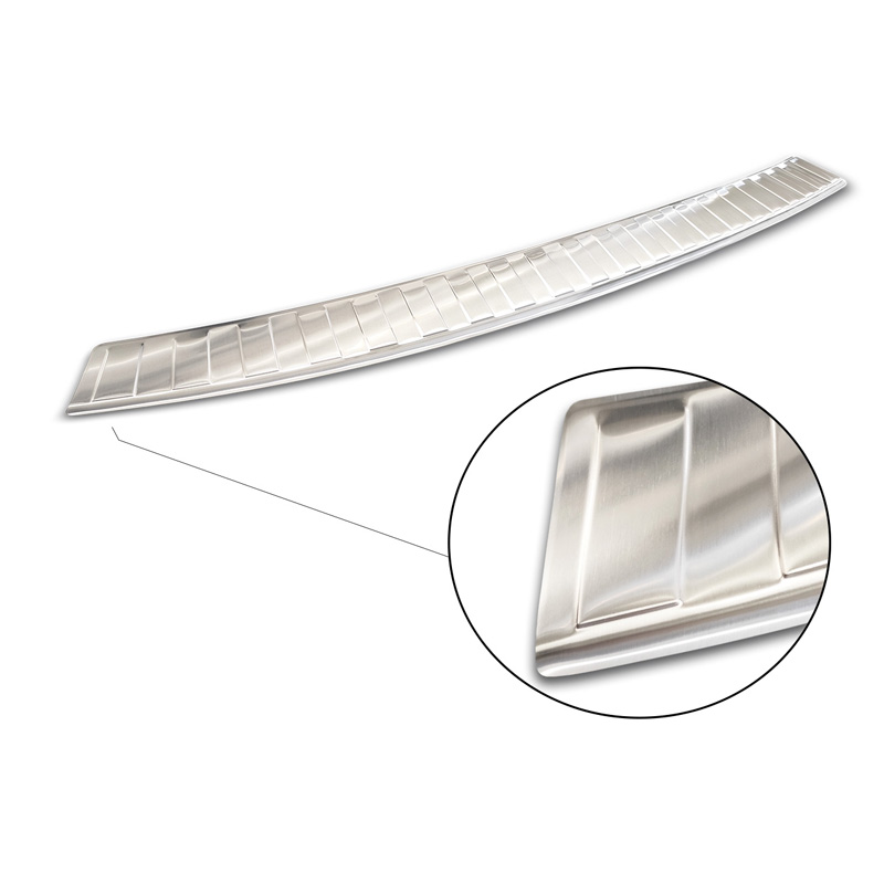 Protection de seuil arrière inox sur mesure pour Volkswagen Caravelle T6 2015- & FL 2019- (hayon arrière) 'Ribs'