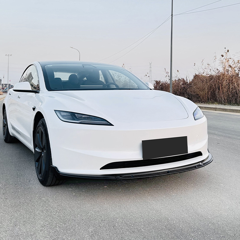 Spoiler avant sur mesure pour Tesla Model 3 Facelift 2024- (ABS Noir luisant)