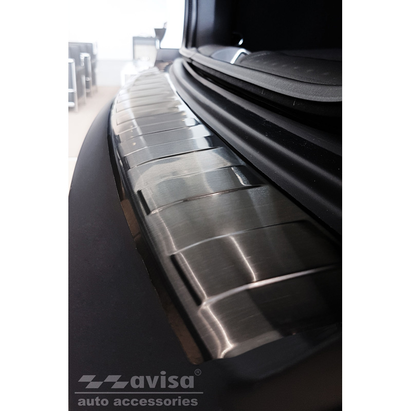 Protection de seuil arrière inox noir sur mesure pour Jeep Cherokee V FL 2018- 'Ribs'