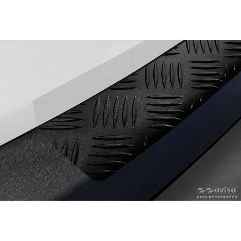 Protection de seuil arrière en aluminium noir mat sur mesure pour Volkswagen Caddy 2004-2015 & FL 2015-2020 'Riffled Plate'