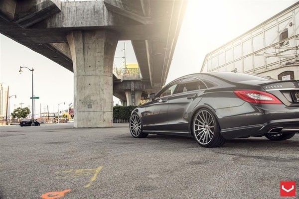 Vossen VFS2 10.0x20 5x114 ET45 Gloss Graphite Mid Face
