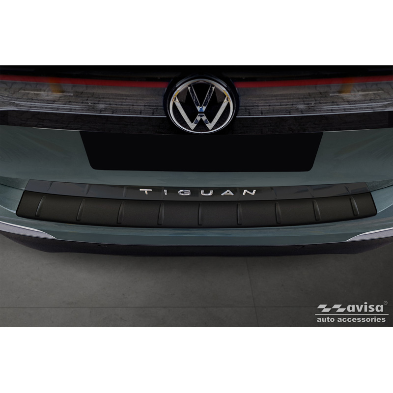 Protection de seuil arrière inox noir mat sur mesure pour Volkswagen Tiguan (CT1) 2024- 'Ribs'