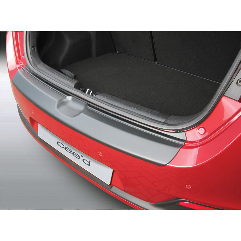 Protection de seuil arrière (ABS) sur mesure pour Kia Cee'd 5 portes 2012-2015 Noir