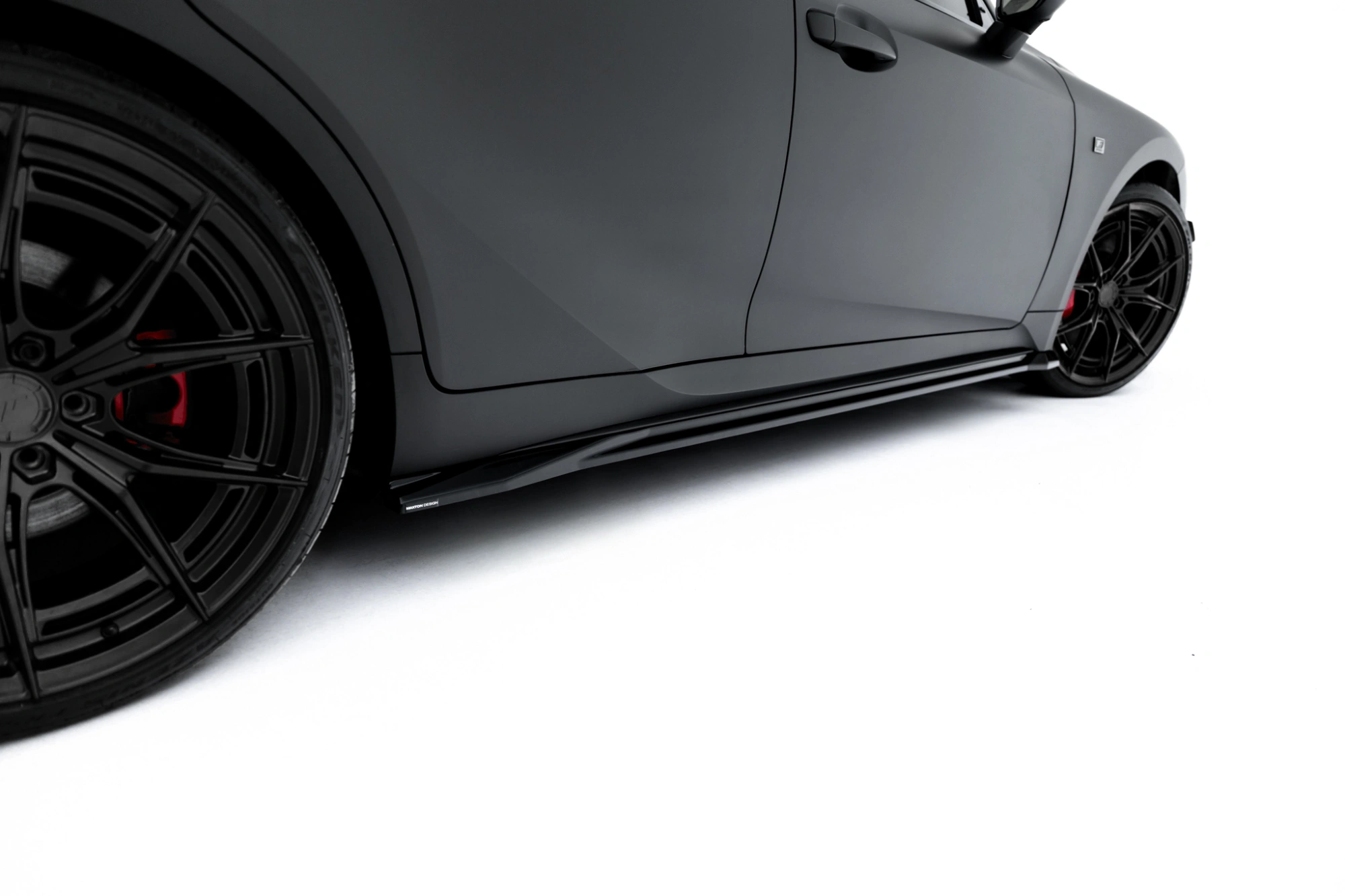 Bodykit Lexus IS 500 Mk3 Facelift 2 (XE30) Maxton Glans Zwart