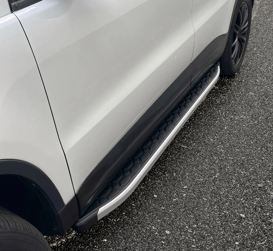 Treeplanken voor Mercedes M-Klasse W163 98-05 aluminium zilver