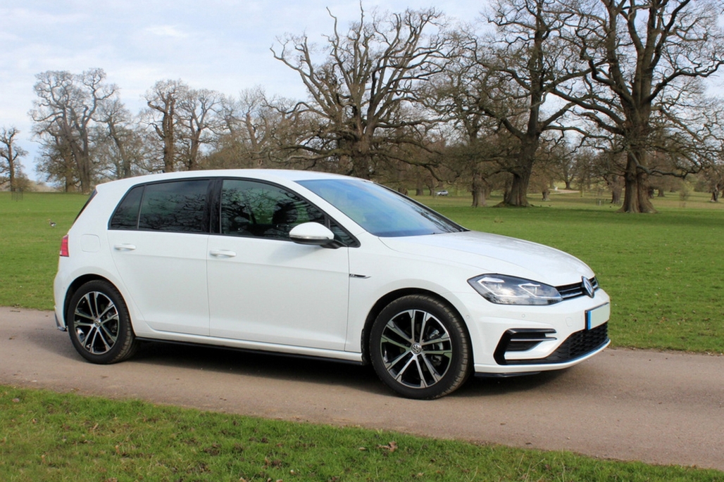 Voorbumper VW Golf 7.5 R-Line Look 17-19 PDC