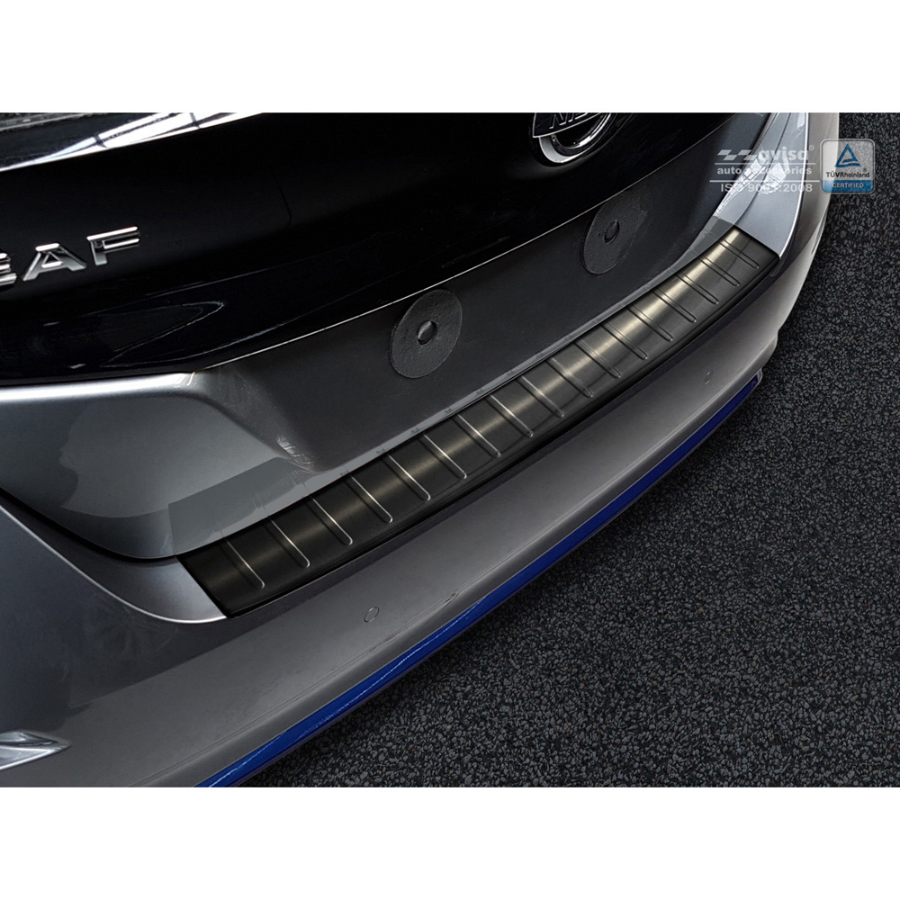 Protection de seuil arrière inox noir sur mesure pour Nissan Leaf II 2017-2021 & FL 2021- 'Ribs'