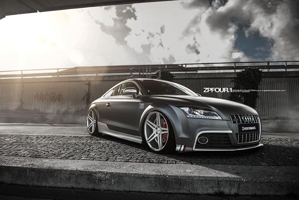 Z-Performance ZP4.1 Deep Concave 5x120 8.5x19 ET35 Zilver Velgen