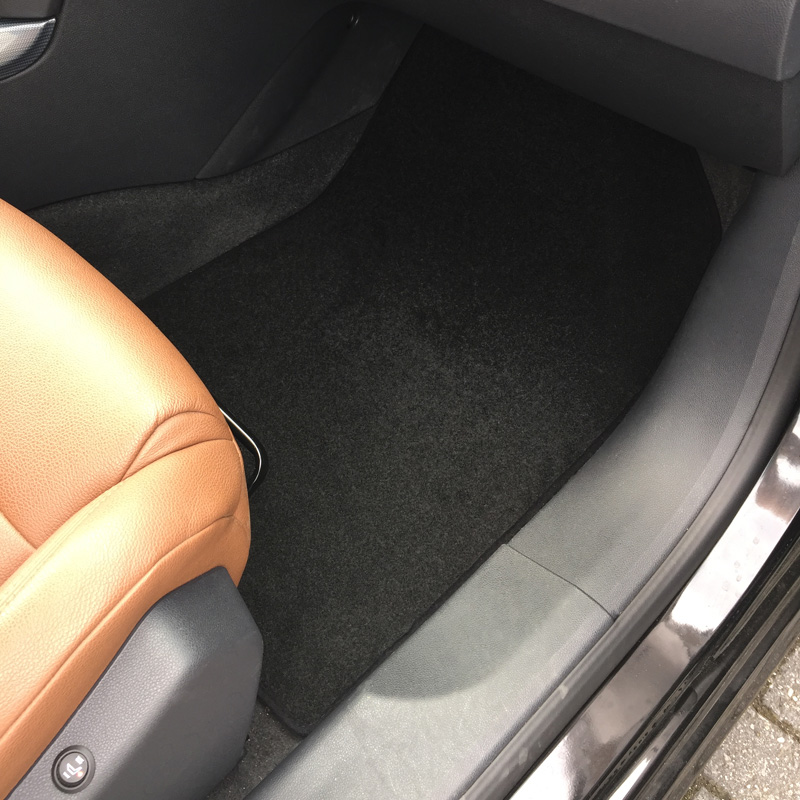 Set de tapis de sol sur mesure pour Peugeot 508 2011-2018