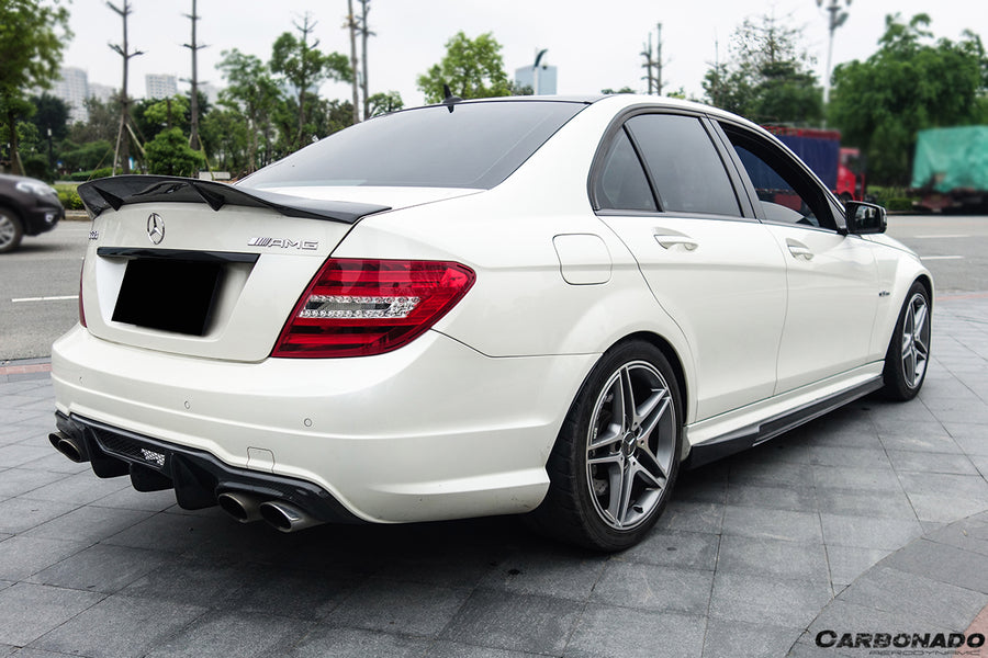 Mercedes Benz W204 C63 AMG Sedan VS Style Carbon Fiber Diffuser 2012-2014