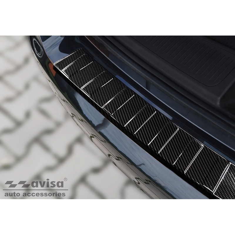 Protection de seuil arrière carboné 3D sur mesure pour Opel Astra K Sportstourer 2016-2022 'Ribs'