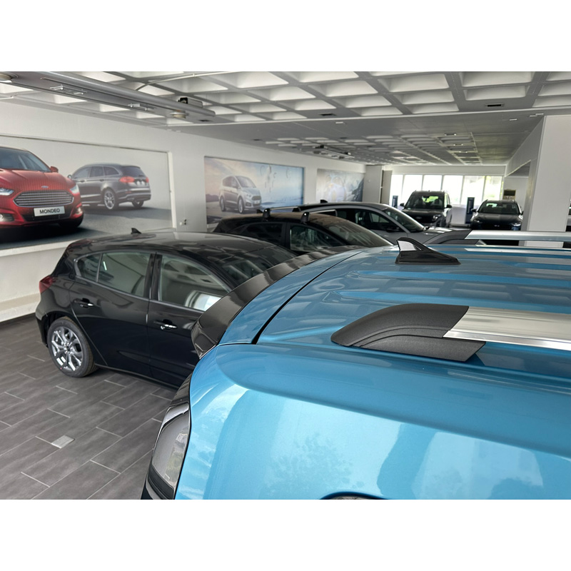 Becquet de toit sur mesure pour Ford Tourneo Connect 2022- & Volkswagen Caddy 2020-  (avec hayon arrière) (PU)