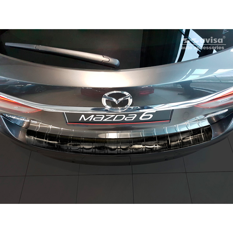 Protection de seuil arrière inox noir sur mesure pour Mazda 6 III (GJ) Combi 2012- 'Ribs' 'Long'