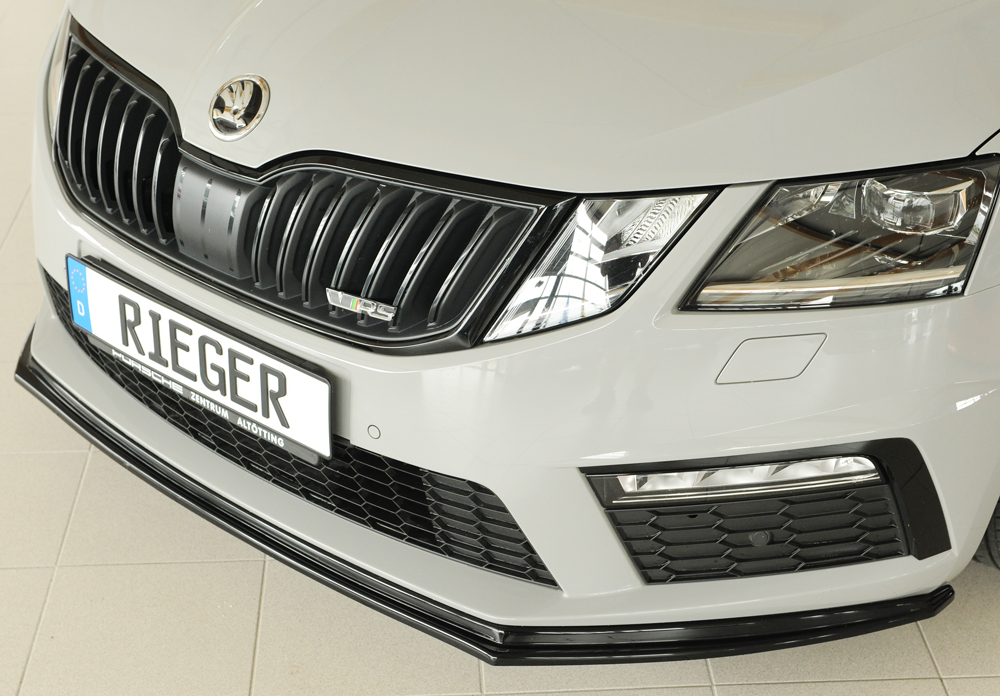 Spoilerzwaard Glossy Black Rieger Skoda Octavia RS 5E 2017-