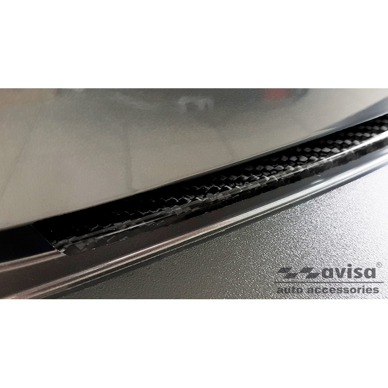 Protection de seuil arrière carboné 3D sur mesure pour Mazda CX-30 2019- 'Ribs'