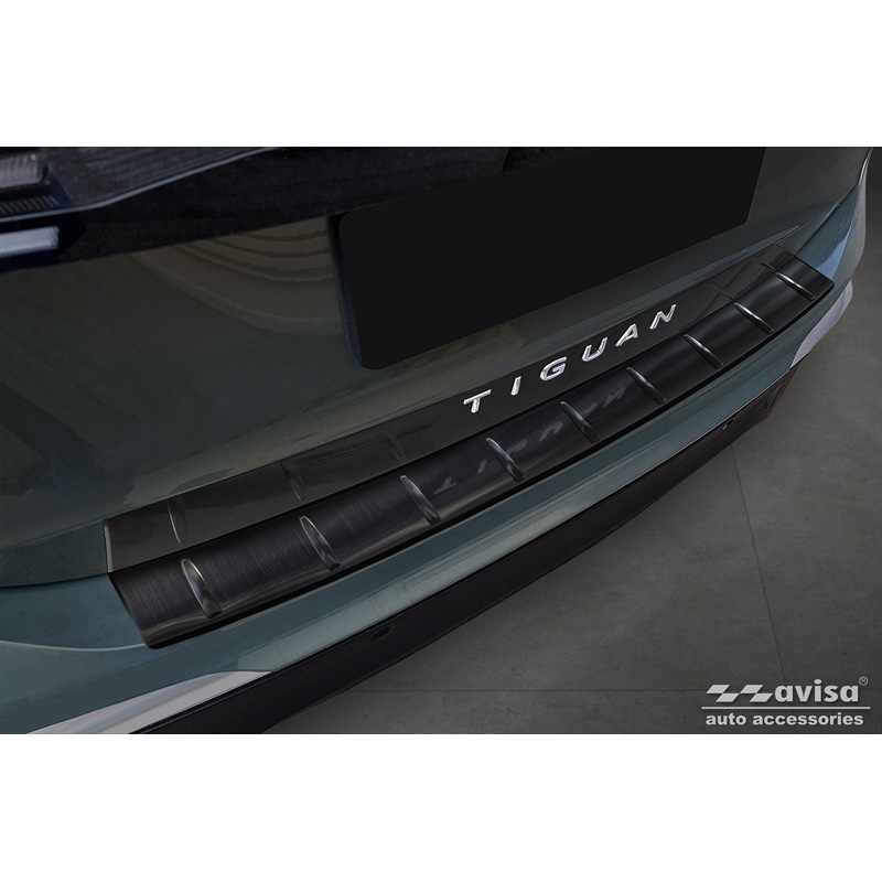 Protection de seuil arrière inox noir sur mesure pour Volkswagen Tiguan (CT1) 2024- 'Ribs'