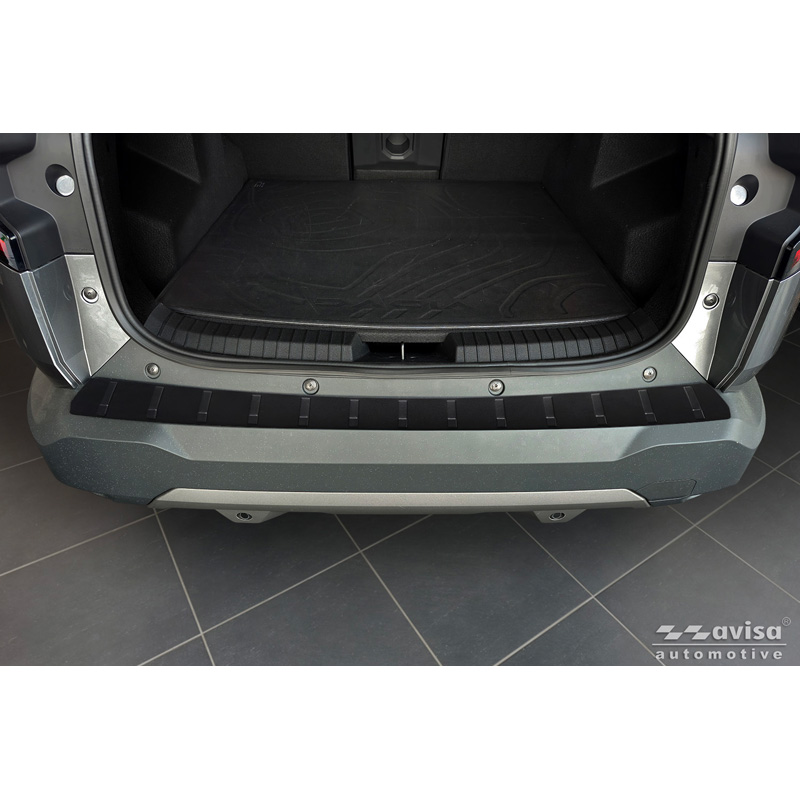 Avisa Protection de seuil arrière inox noir mat sur mesure pour Dacia Bigster 2024- 'Ribs'