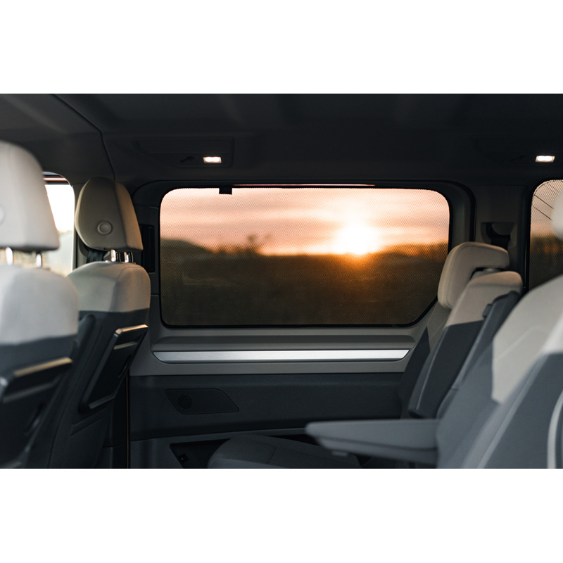 Set de Car Shades sur mesure pour Volkswagen T7 Multivan (Life) version longue 2021- (6-pièces)